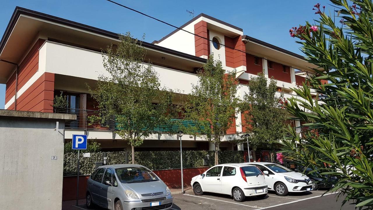 Alice 12 Flat - Apartment Bollate Exterior photo